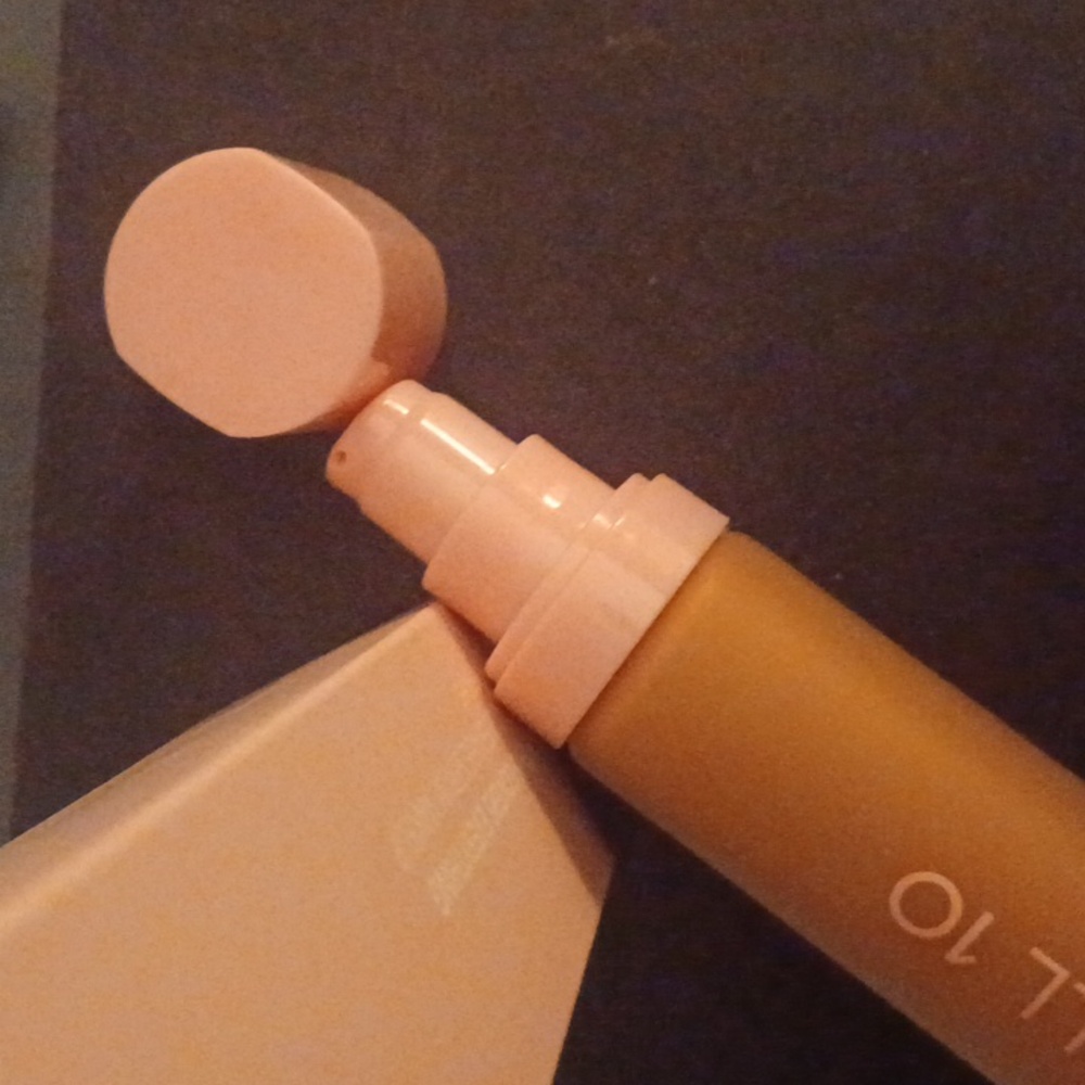 DOLL 10 T.C.E. Make Up In DEEP W/DOLL 10 Liq FOUNDATION BRUSH(DISCOUNT SHIPPING) - Picture 5 of 9